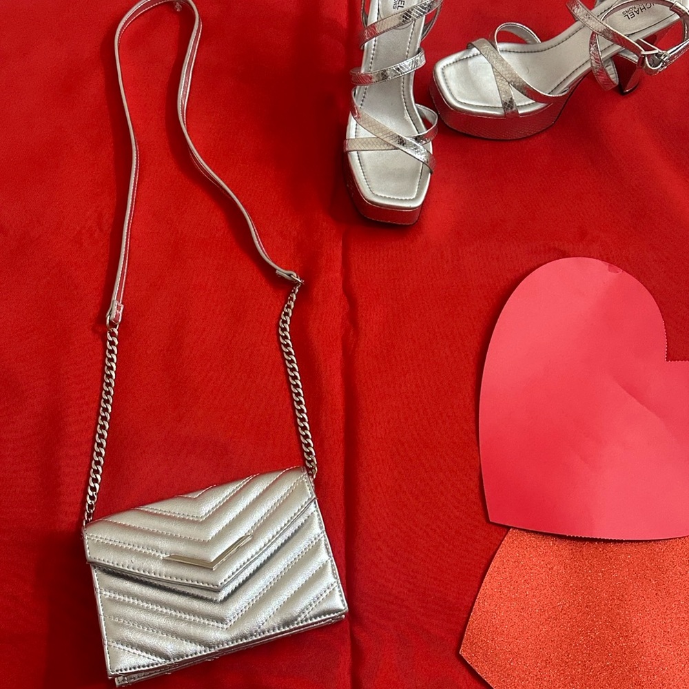 🎁✨Express Mini Quilted faux vegan leather Crossover crossbody Bag